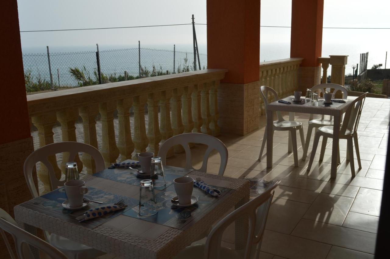 Carrubella Santa Zita Bed & Breakfast Ликата Екстериор снимка