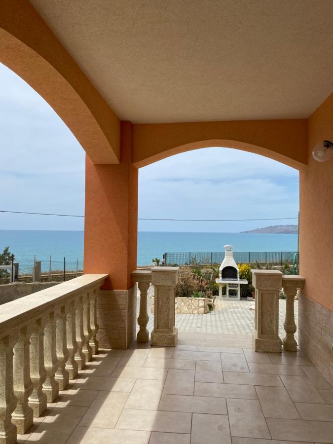 Carrubella Santa Zita Bed & Breakfast Ликата Екстериор снимка