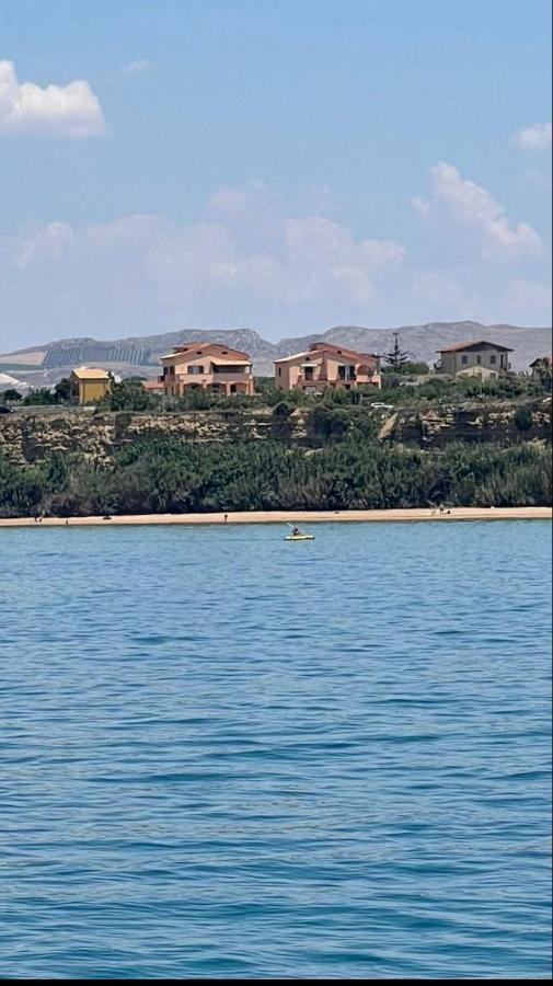 Carrubella Santa Zita Bed & Breakfast Ликата Екстериор снимка